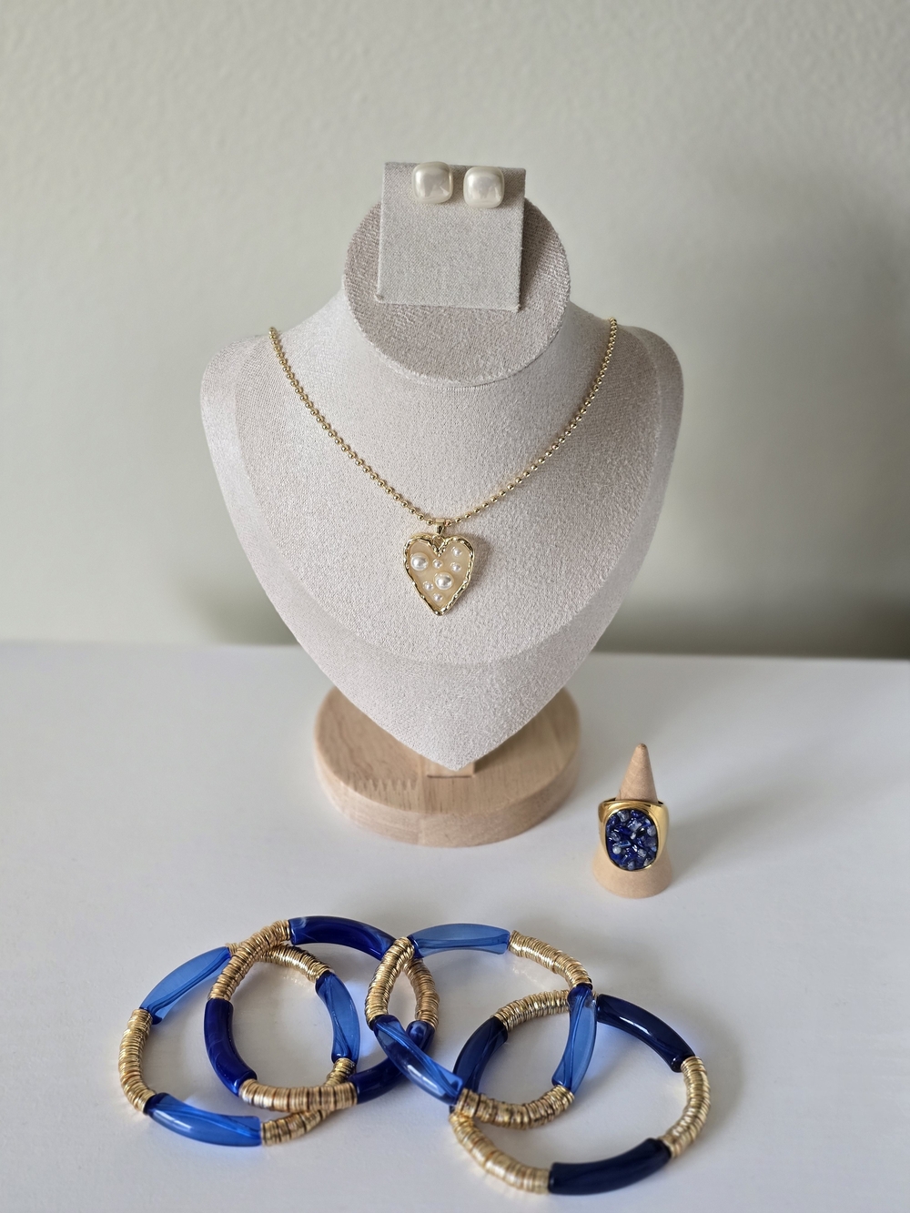 Gold Heart Pendant Necklace with Pearl Accents - Cream/Gold